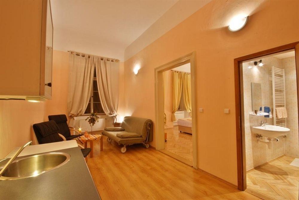 U Zlate Podkovy Apartamento *