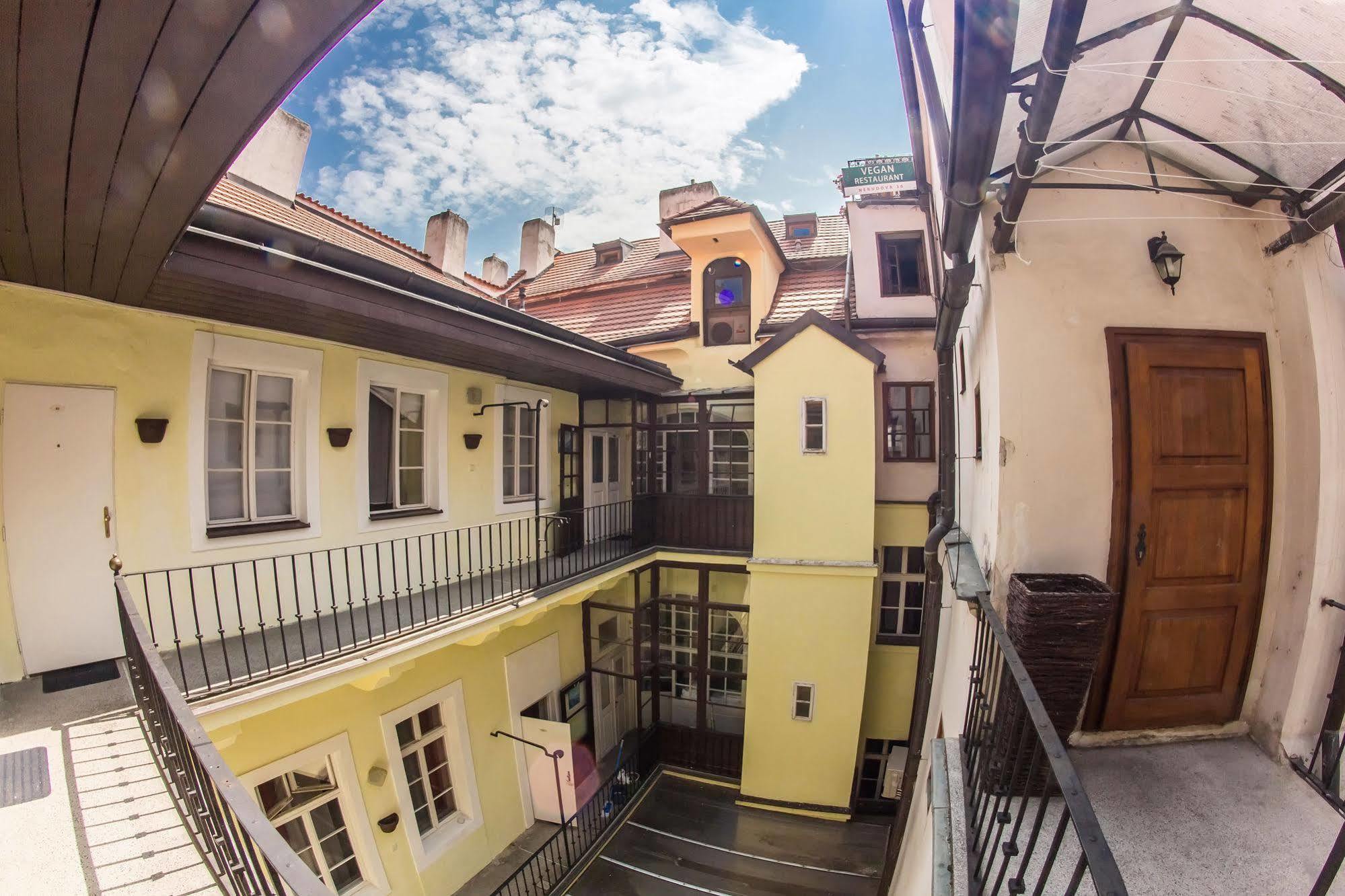 U Zlate Podkovy *